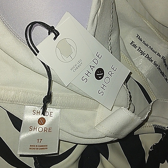 ~NWT~SHADE & SHORE~Juniors Plus 17 Black/White High Leg Cheeky Swimsuit~Nice - Picture 14 of 15